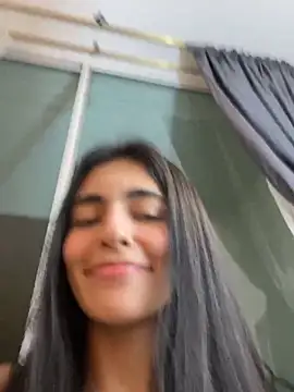 DaphneUwu oiled show - 2023-08-19
