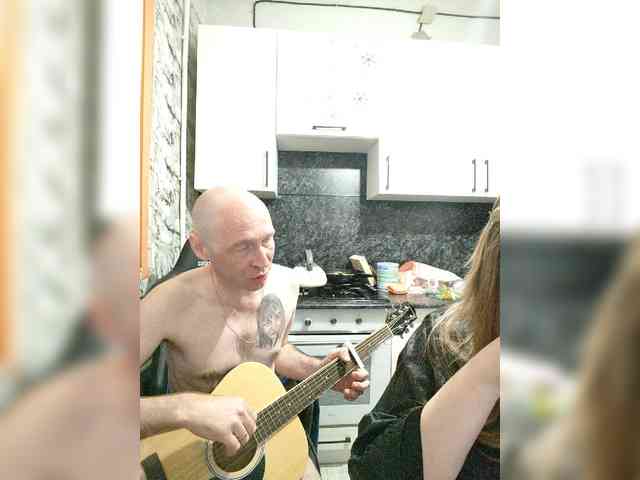 Innokentiy449 double blowjob
