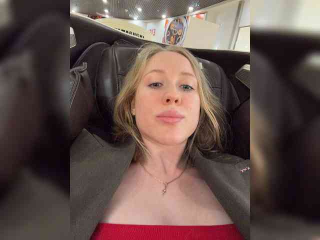 Likachkaa lesbian camshow