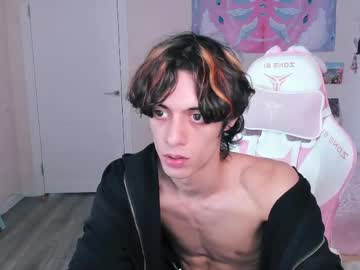 Angels_of_passion suck and fuck camshow