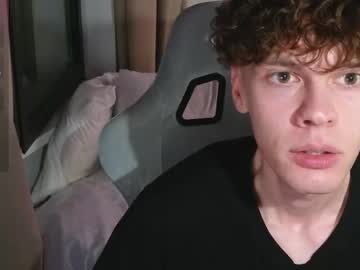 Cute_thomas pre cum