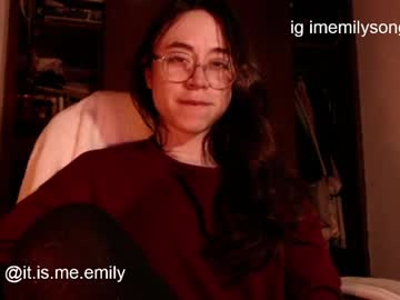 Emily_pearl_ crazyticket show