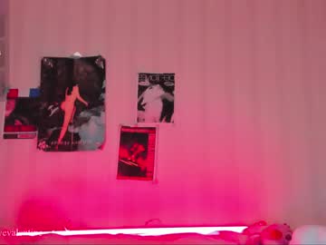 Evevalentine_ 
