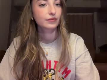 Fantasyella tits and ass