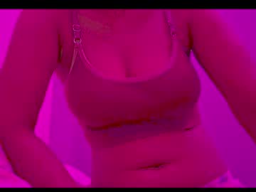 Iamsomeone1234 footjob - 12-10-2023