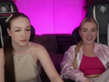 Kira0541 lesbian show