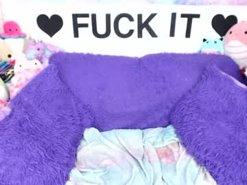 Mackenziewolfe anal show - 13 June 2023