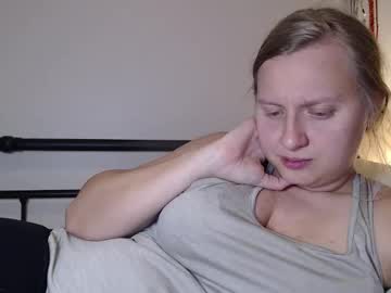 Scartit solo masturbation - April 22 2023