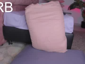Sweet_booty1 squirt camshow - 01 May 2023