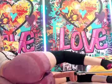 Vanessa_love with friend camshow - 10.06.2023